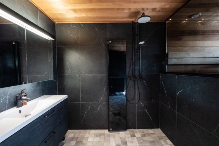 kylpyhuoneremontti kesto